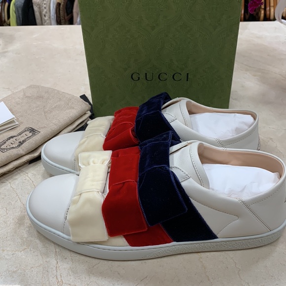 HOST PIC GUCCI ACE WHITE LEATHER SNEAKERS TRIPLE VELVET BOW DETAIL SZ US 38 1/2 - Picture 6 of 15